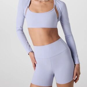 Vuori ALLTHEFEELS SHORT in Lavender Mist